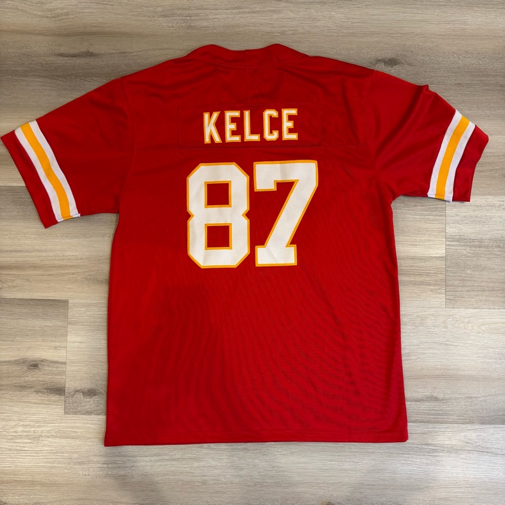 Travis Kelce Kansas City Chiefs Red Football Jersey Size Mens Medium